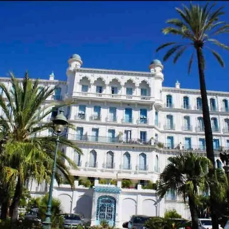 Orient Palace Grand Studio, 4p, Wifi, Centre Appartamento