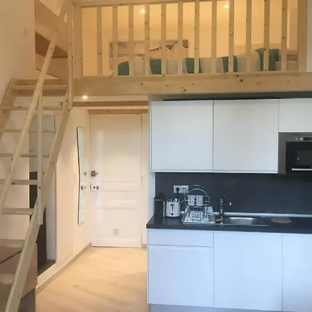 Orient Palace Grand Studio, 4p, Wifi, Centre Apartment